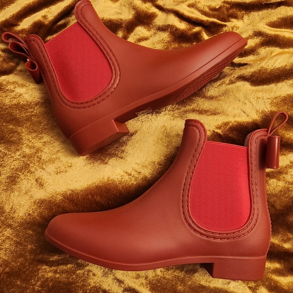 Catherine Malandrino Shoes - Catherine Malandrino Briellie Bow Chelsea Rain Boots Red Booties Size 39 Eur